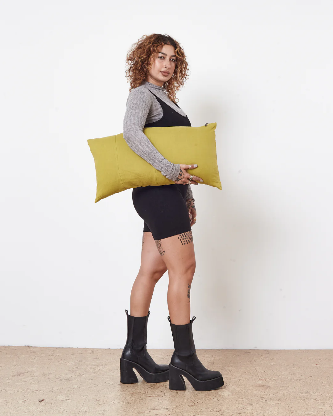 Linen Lumbar Pillow - Image 3
